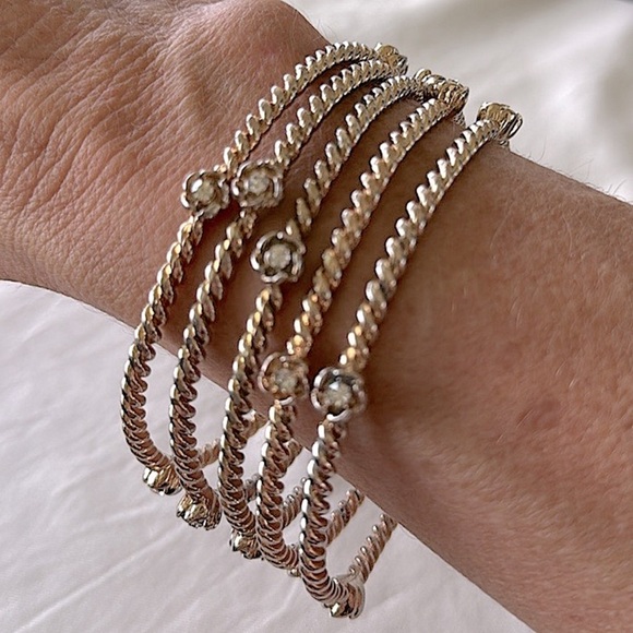 Elegant Gold Cable Bangle Set Rhinestone Flower Accents Set of 5 - Picture 10 of 11